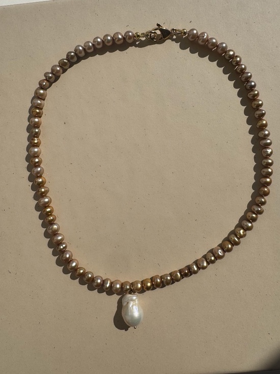 Jewelry - Baroque Pearl Pendant Beaded Necklace 16.5"
